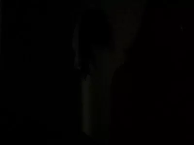 രണ്ട് സുന്ദരികളായ സ്ത്രീകൾക്കിടയിൽ പൂസി നക്കിയും വിരലും